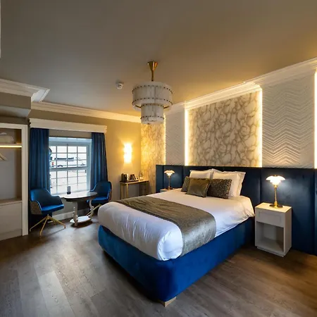Kasteel Oost 4*