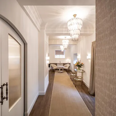 Kasteel Oost Hotell 4*