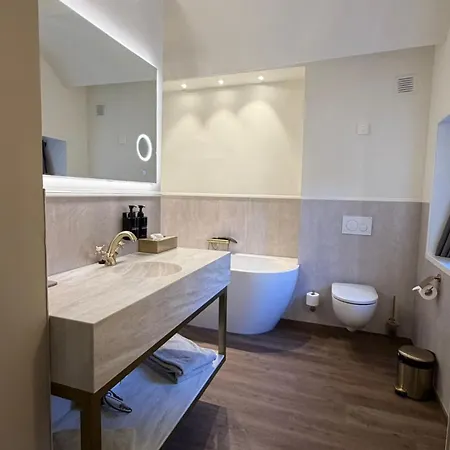 Kasteel Oost Hotell 4*