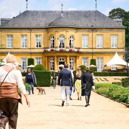 Отель Kasteel Oost