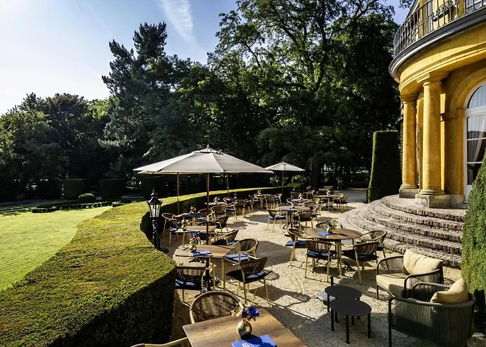 Отель Kasteel Oost Валкенбург