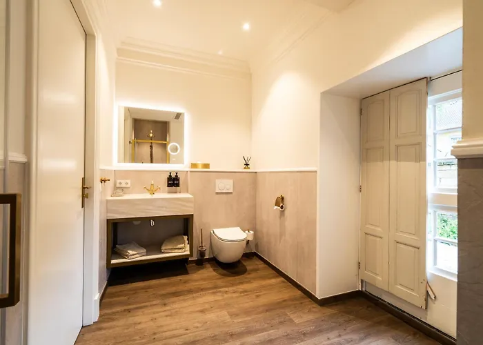 Hotel Kasteel Oost 4*